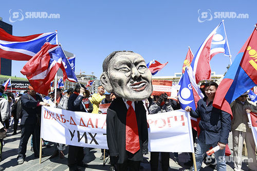 ФОТО: АН-ынхан амлалт нэхэн жагсаж байна